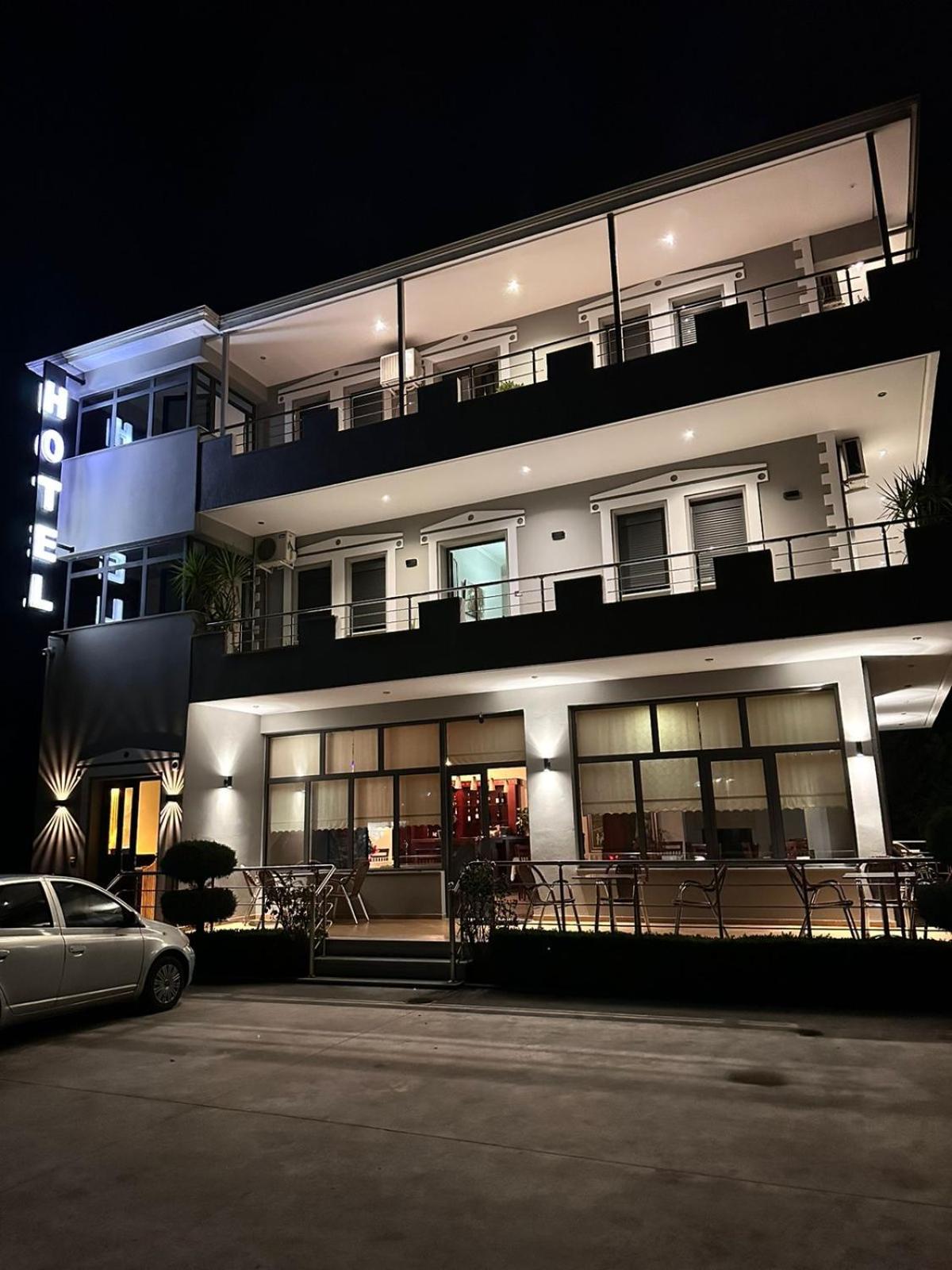 Hotel Selfo Dervician Экстерьер фото