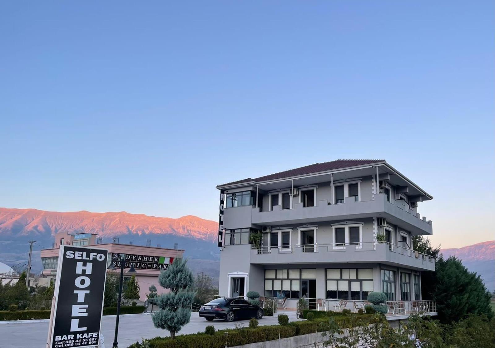 Hotel Selfo Dervician Экстерьер фото